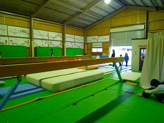 201204218