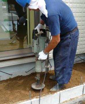 �y�𐮒n���܂��E�R���N���[�g�̉�����