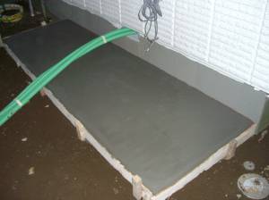 �R���N���[�g�ł����ăz���z��