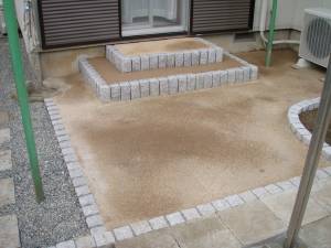 �Ƃɏオ��K�i���}�T�h�ō��܂����B