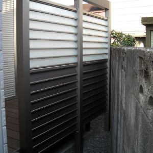 �גn���E���O�ɃT�j�[�u���[�Y�t�F���X