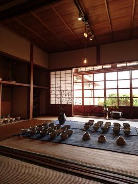 �G�N�X�e���A�H�[ ������ ���� ��������������